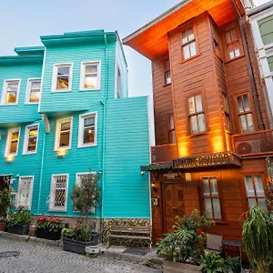 Bed & Breakfast Wonder Wood, Istanbul